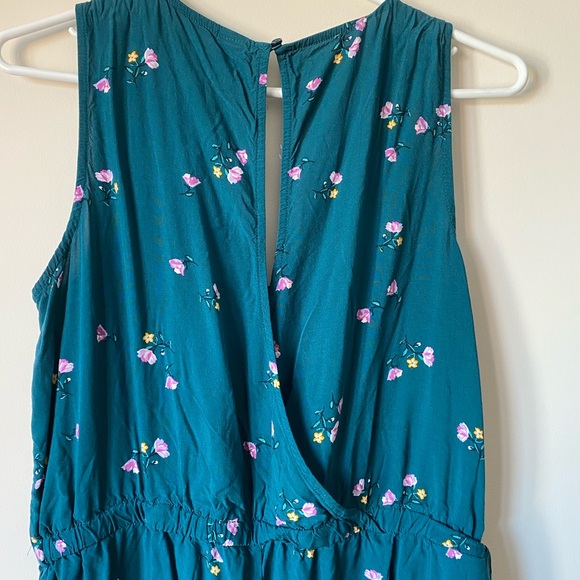 2/$20π Old Navy β’ Romper β’ Sz L - Picture 3 of 6